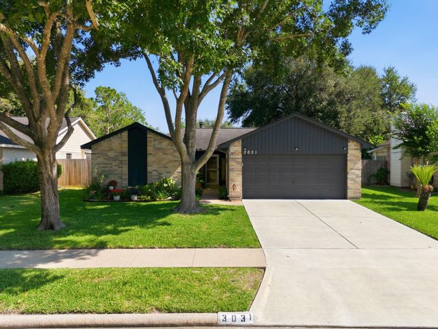 3031 Becket St — Southdown