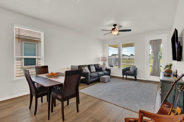 22206 Hawberry Blossom Ln — Oakwood