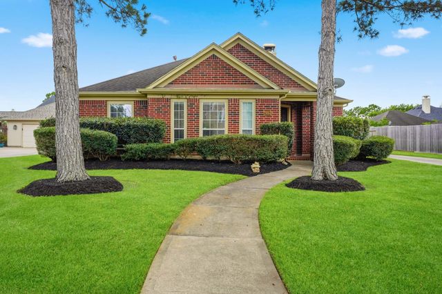 2894 Smokey Lake Ln — Lakes In Bay Colony Sec 3