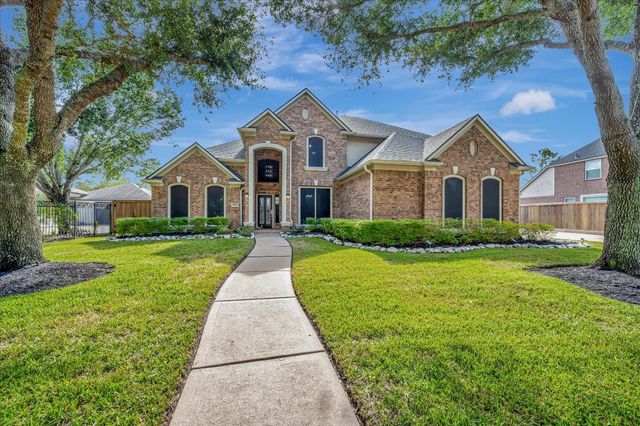 2847 Everett Dr — Windsor Estates Sec 1