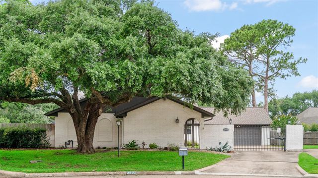 3003 Montford Ct — Sugar Creek Sec 3