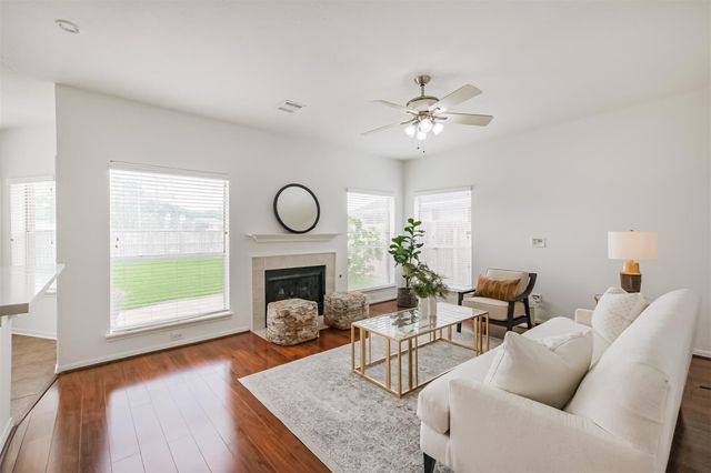 139 High Meadows Dr — High Meadows Sec 1