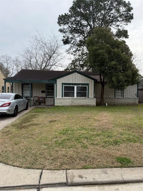 502 N Circle Dr — Lawndell Sec 03