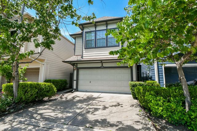 1111 W 26th St — Gardens/Shady Acres Amd P