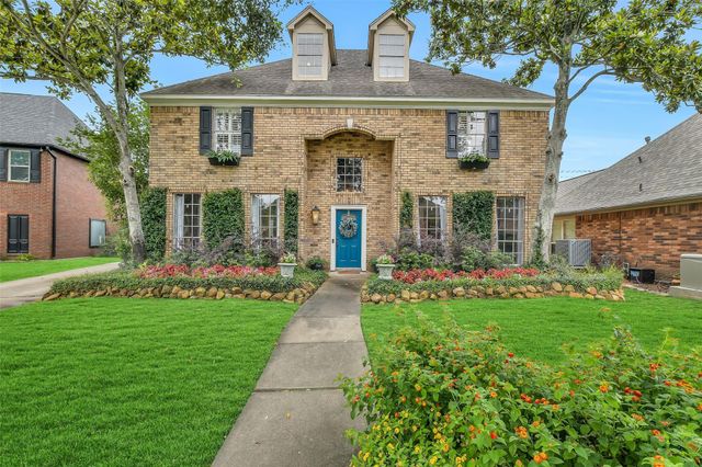 2111 Riverside Dr — South Shore Harbour 10 89