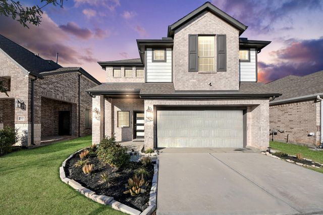 7027 Winterberry Glen Ln — Elyson