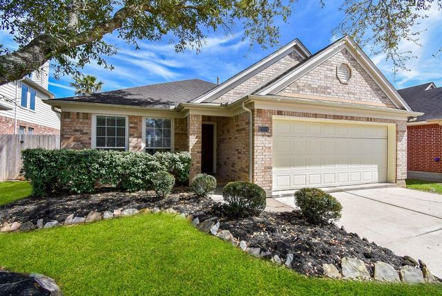 2111 Sailwind Dr — Shadow Creek Ranch Sf1-Sf2-Sf3