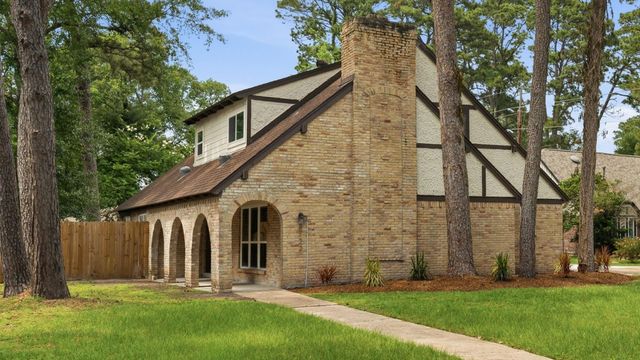 8122 Oak Moss Dr — Memorial Northwest Sec 03 R/P