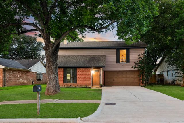 718 William Morton Dr — The Grove