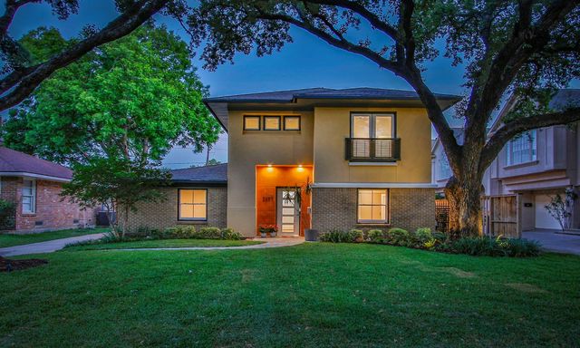 2409 Dorrington St — Old Braeswood