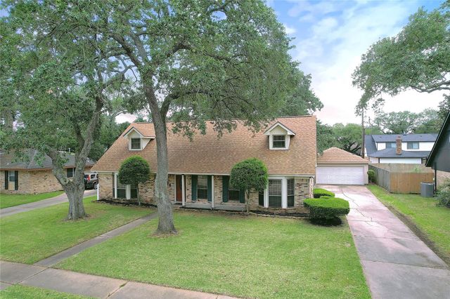 2106 S Memorial Ct — Parkview Estates Sec 03
