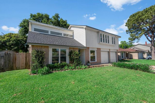 13411 Blazey Dr — Chimney Hill
