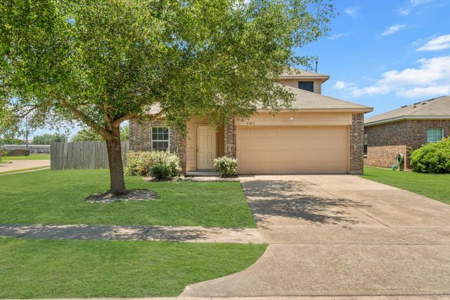 6903 Silver Trace Ct — CROSS CREEK