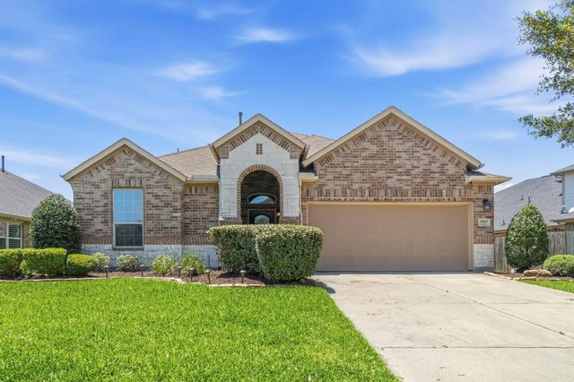 3900 Enchanted Timbers Ln — Imperial Oaks
