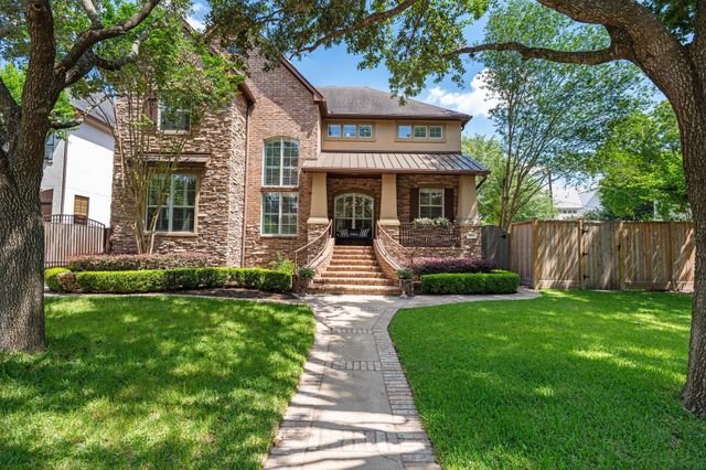 3822 Merrick St — Braes Heights