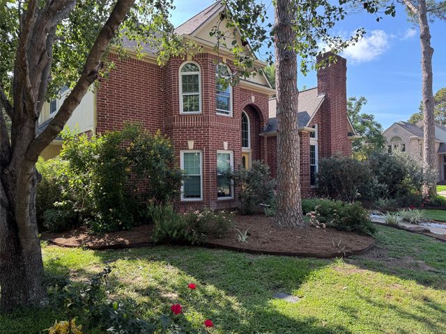 1302 Wickshire Ln — Westwick Sec 01