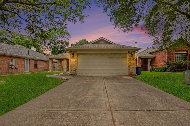 1816 Sherwood Forest Cir — Sherwood Forest 2004