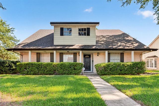 8218 Hazen St — Sharpstown Country Club Terrac