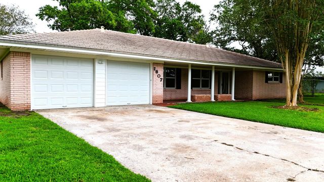 1607 Mcfarland St — Eva Maud Sec 02