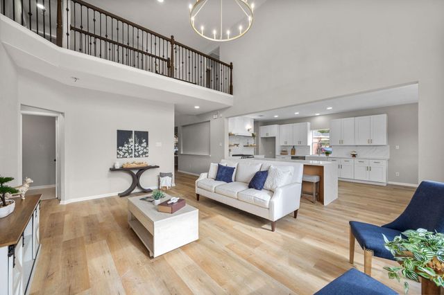 15203 Thistlebridge Ct — Reserve/Cypress Crk Sec 02