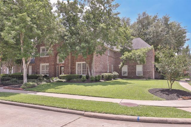 2015 Pecan Trail Dr — Pecan Grove Plantation