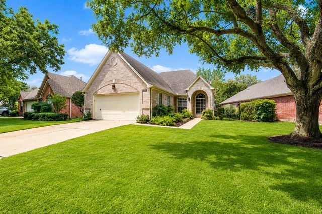 1835 Fantasy Woods Dr — Green Trails Oaks