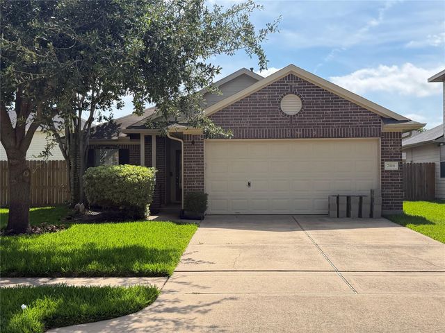 7918 Cardinal Landing Ln — Oak Landing
