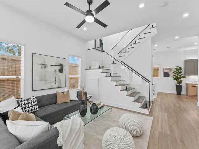2590 W Tidwell Road — Reserve at Paul Quinn