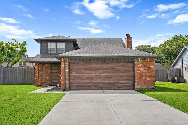 707 Land Grant Dr — The Grove