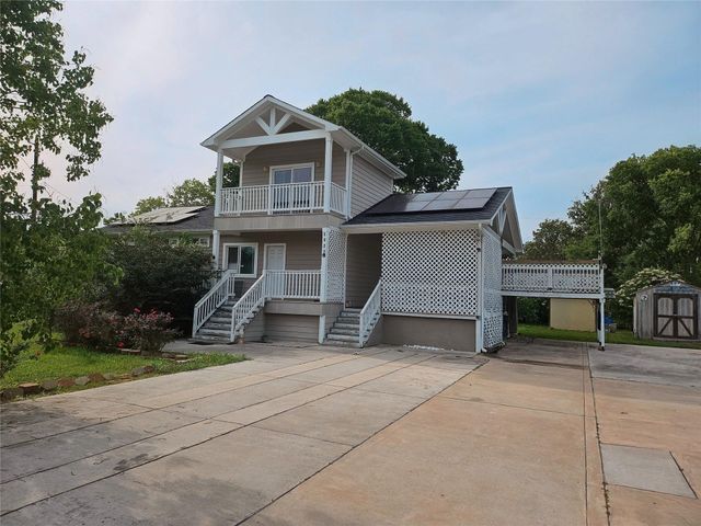 5821 Woodview Dr — Glen Lee Place Sec 2