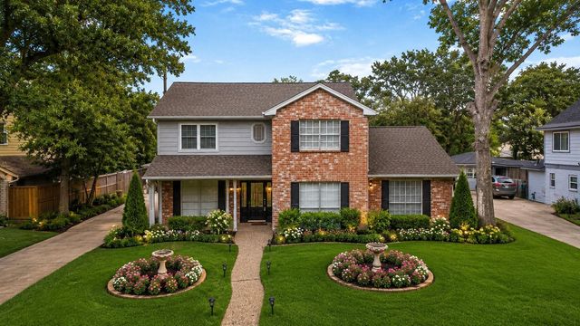 5718 Pine Arbor Dr — Greenwood Forest