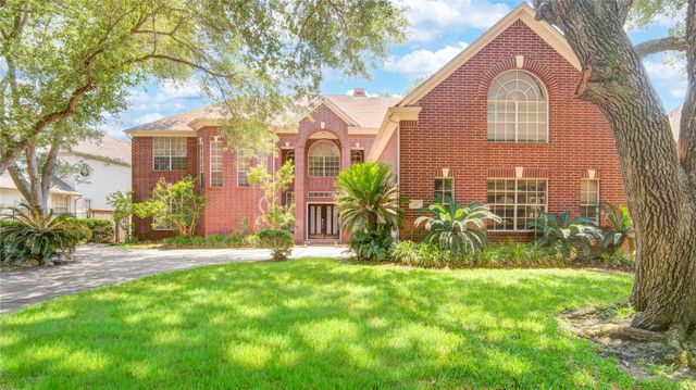 16 Treverstone Ct — Fosters Green Sec 1