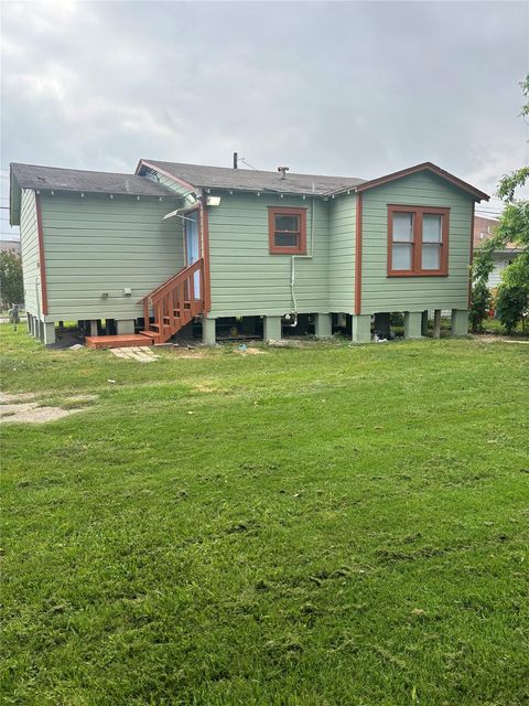 4127 Yale St — Blueberry Terrace