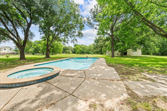 21310 Rosehill Church Rd — Rosehill Ranches