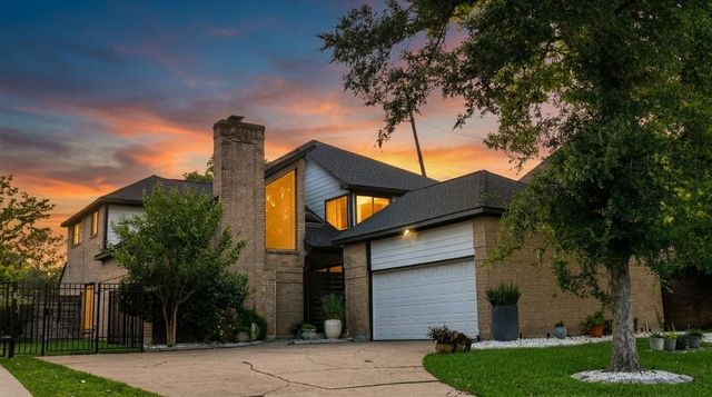 1406 Crystal Hills Dr — LAKEVIEW FOREST