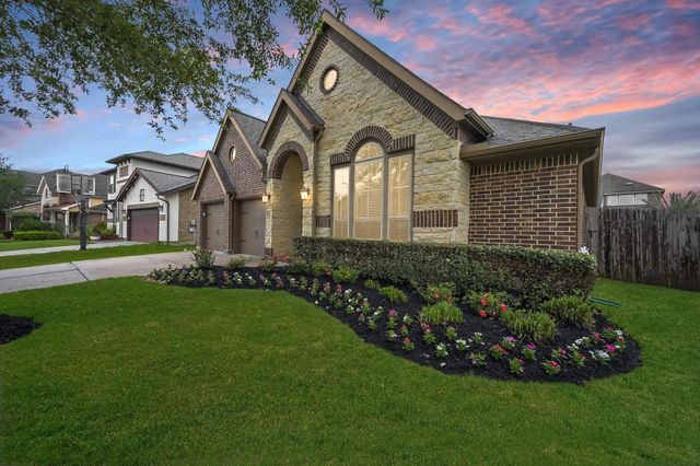 4623 HICKORY BRANCH Ln — RIVERSTONE