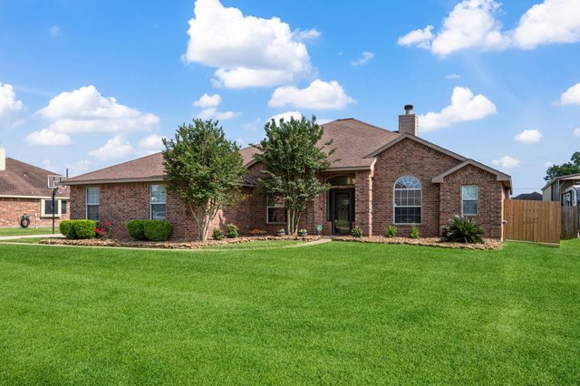 2010 Caroline Ave — Maley Woods Ph 03