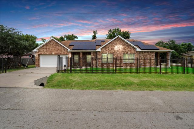 3001 Wayne St — Grant Park