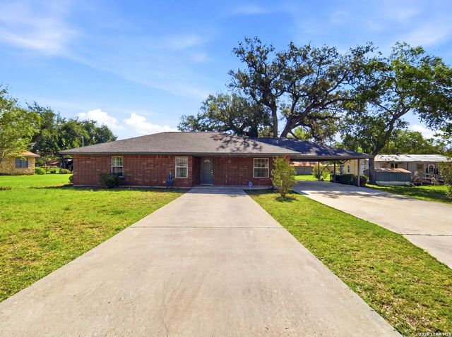 908 N MANSFIELD ST — OUT/ATASCOSA CO.