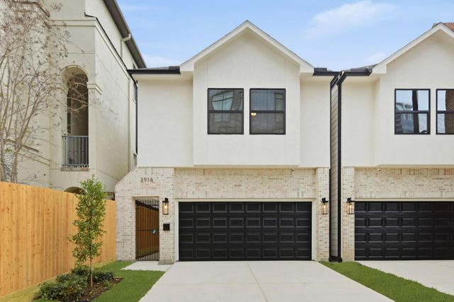 1436 Alexander St — Houston Heights