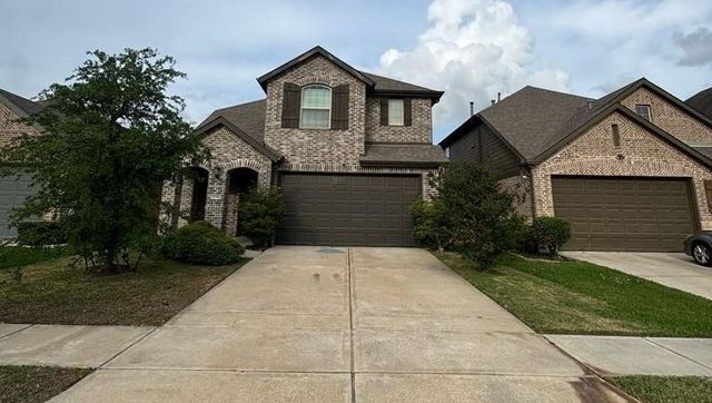 15746 Highlands Cove Dr — Balmoral