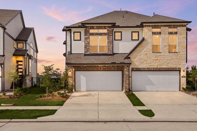 21167 Medina River Dr — Bridgeland Creekland Village