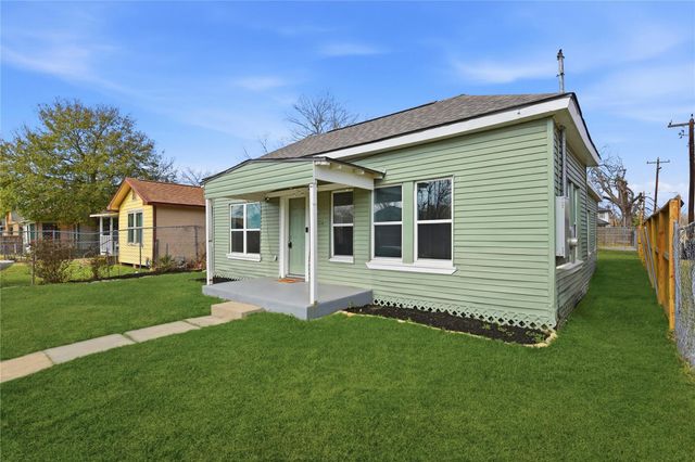 122 E James St — Goose Creek Townsite