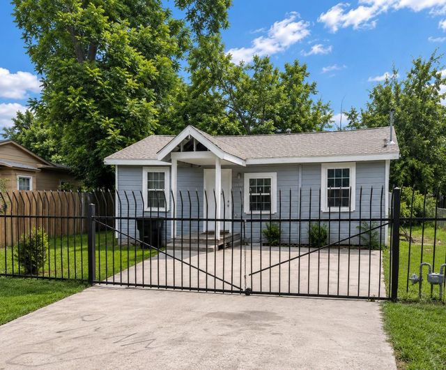 7438 Bywood St — Rosewood Estates Sec