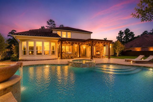 7242 LAKE PALOMA TRAIL — WOODLANDS CREEKSIDE