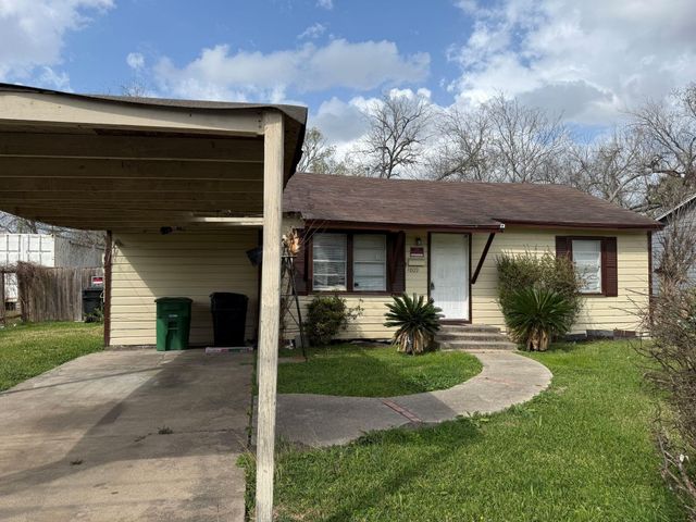 4809 Wenda St — Sunnyside Gardens