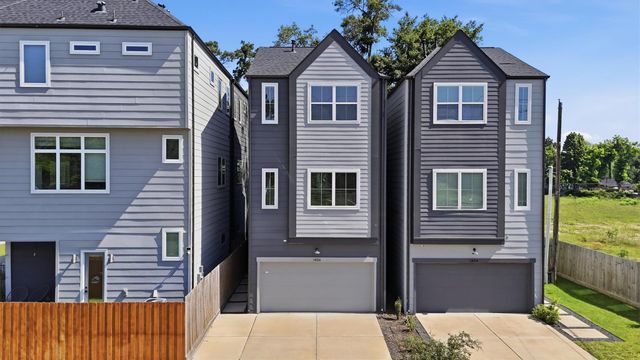 1406 Mansfield St — Highland Lndg