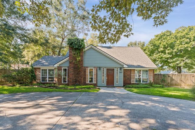 7507 Charred Pine Dr — Westwood 01