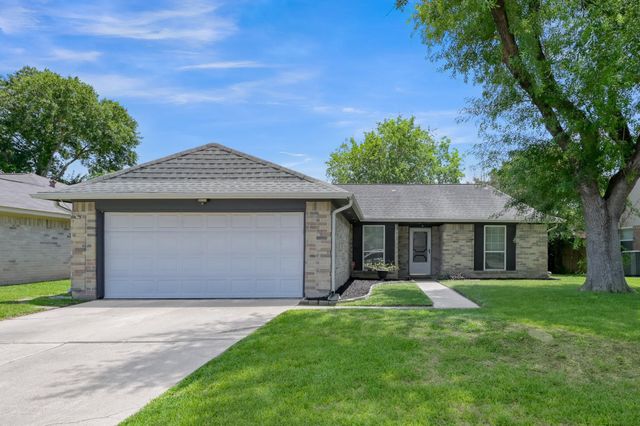 12015 Fallbrook Dr — Hastings Green Sec 01