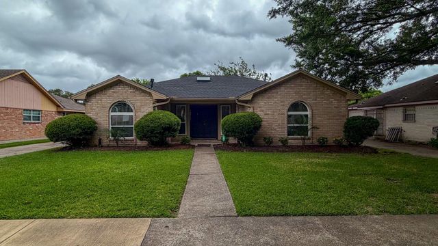 10519 Sagewillow Ln — Kirkwood South